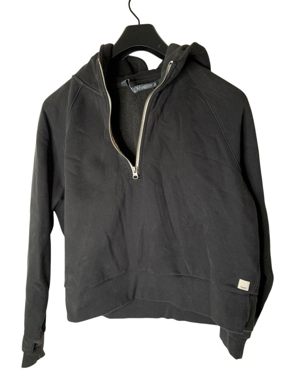 Vuori Restore 1/2 zip sweatshirt hoodie women's size medium VW288